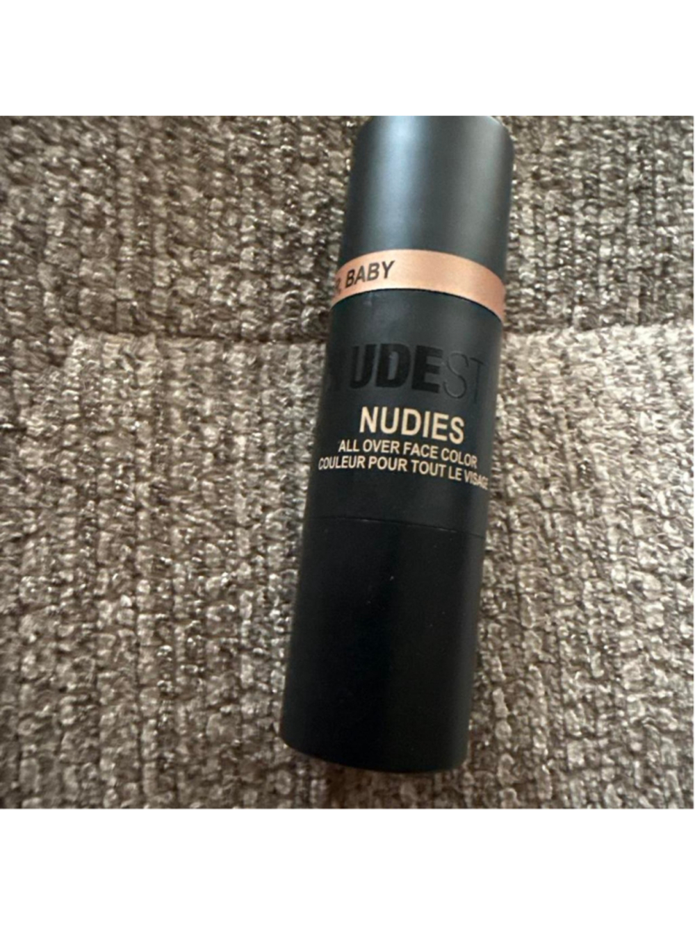 Nudies Glow Highlighter Stick
Glassy Glow Stick in Brown Sugar Baby #nudes #fac